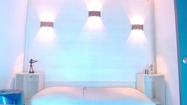 Molly Spears online show from 03.07.25