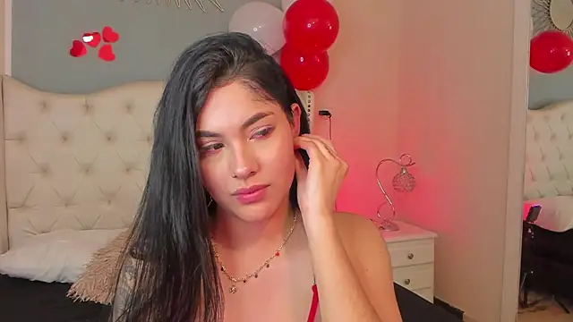 Snapshot of Mia_Elowen chatting on 02.15.25 Mia Elowen online show from 02.15.25