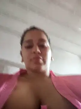 Snapshot of LaurenWelly_ chatting on 09.18.25 LaurenWelly online show from 09.18.25