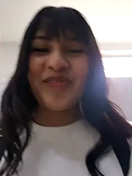 Snapshot of Nicky-7 chatting on 12.28.24 Nicky-7 online show from 12.28.24