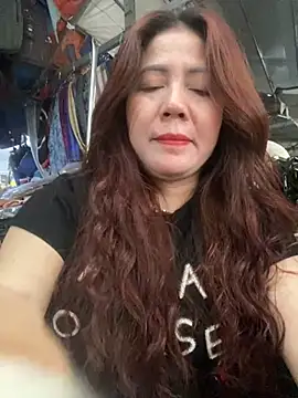 Snapshot of Cesywet chatting on 03.09.25 Cesywet online show from 03.09.25