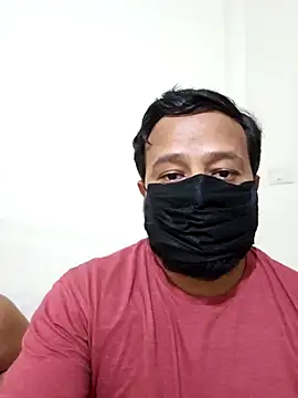 Snapshot of punecouple6 chatting on 12.29.24 punecouple6 online show from 12.29.24