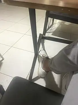 homidor online show from 10.16.25