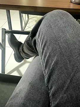 homidor online show from 10.24.25