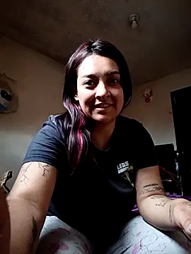 Snapshot of CORALINE_GREYM chatting on 09.24.25 CORALINE GREYM online show from 09.24.25