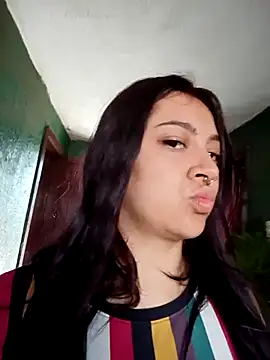 Snapshot of CORALINE_GREYM chatting on 10.02.25 CORALINE GREYM online show from 10.02.25