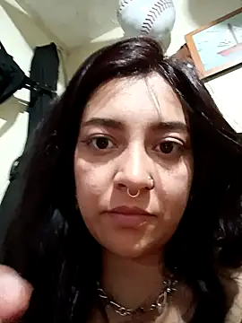 Snapshot of CORALINE_GREYM chatting on 10.05.25 CORALINE GREYM online show from 10.05.25