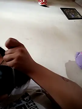 Snapshot of CORALINE_GREYM chatting on 10.12.25 CORALINE GREYM online show from 10.12.25