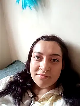 Snapshot of CORALINE_GREYM chatting on 10.20.25 CORALINE GREYM online show from 10.20.25