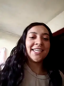 Snapshot of CORALINE_GREYM chatting on 10.22.25 CORALINE GREYM online show from 10.22.25