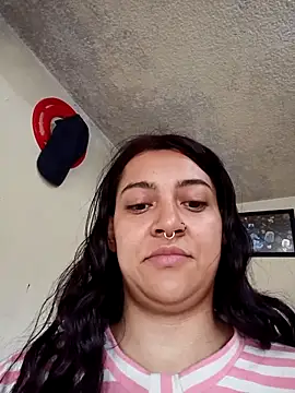 Snapshot of CORALINE_GREYM chatting on 10.24.25 CORALINE GREYM online show from 10.24.25