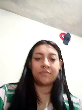 Snapshot of CORALINE_GREYM chatting on 11.04.25 CORALINE GREYM online show from 11.04.25