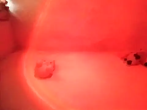 Snapshot of CORALINE_GREYM chatting on 12.05.25 CORALINE GREYM online show from 12.05.25