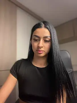 maddy bronw  online show from 12.22.24