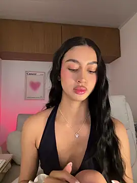 maddy bronw  online show from 10.29.25