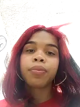 evelyn wine online show from 02.01.25