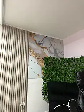 NINA 18 YEARS online show from 11.17.25