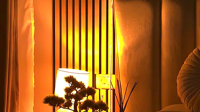 AngeliqueSkye online show from 11.25.25