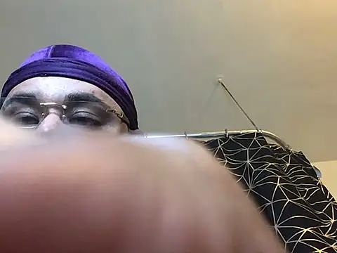 Snapshot of fatboyjayohh126 chatting on 12.23.24 fatboyjayohh126 online show from 12.23.24