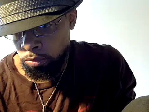 Snapshot of WhiskeyWood_DuhGOD chatting on 12.02.24 WhiskeyWood DuhGOD online show from 12.02.24