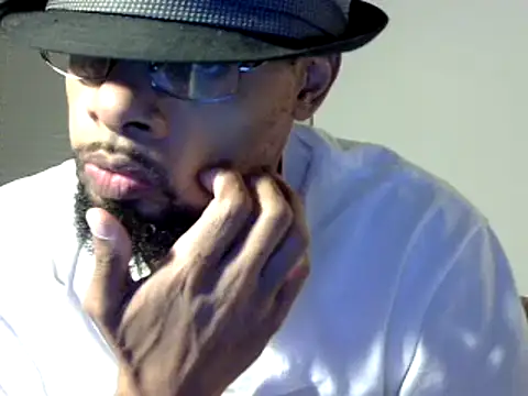 Snapshot of WhiskeyWood_DuhGOD chatting on 12.10.24 WhiskeyWood DuhGOD online show from 12.10.24