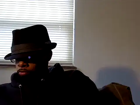 Snapshot of WhiskeyWood_DuhGOD chatting on 12.11.24 WhiskeyWood DuhGOD online show from 12.11.24