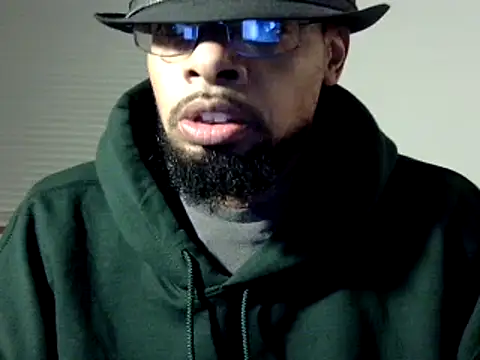 Snapshot of WhiskeyWood_DuhGOD chatting on 12.27.24 WhiskeyWood DuhGOD online show from 12.27.24