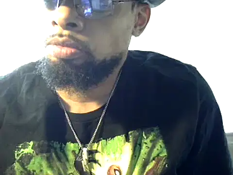 Snapshot of WhiskeyWood_DuhGOD chatting on 12.27.24 WhiskeyWood DuhGOD online show from 12.27.24