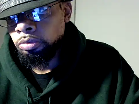 Snapshot of WhiskeyWood_DuhGOD chatting on 12.30.24 WhiskeyWood DuhGOD online show from 12.30.24