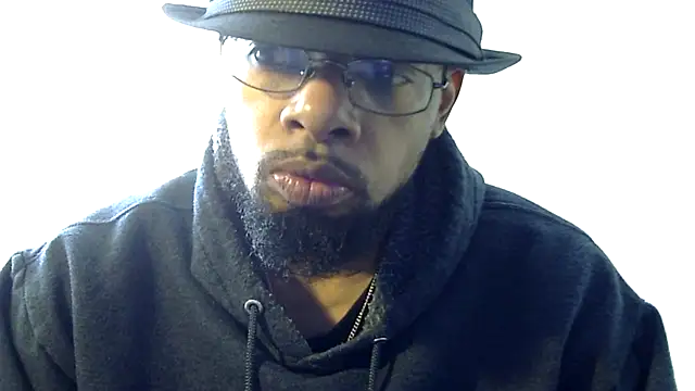 Snapshot of WhiskeyWood_DuhGOD chatting on 01.28.25 WhiskeyWood DuhGOD online show from 01.28.25