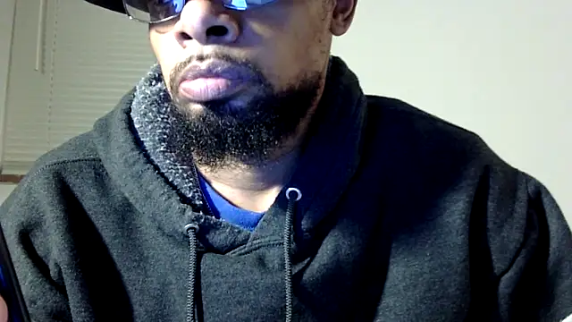 Snapshot of WhiskeyWood_DuhGOD chatting on 02.04.25 WhiskeyWood DuhGOD online show from 02.04.25