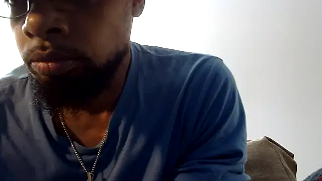 Snapshot of WhiskeyWood_DuhGOD chatting on 02.11.25 WhiskeyWood DuhGOD online show from 02.11.25