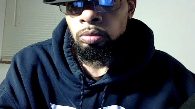 Snapshot of WhiskeyWood_DuhGOD chatting on 02.13.25 WhiskeyWood DuhGOD online show from 02.13.25