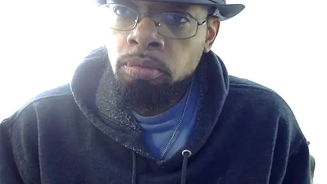 Snapshot of WhiskeyWood_DuhGOD chatting on 02.21.25 WhiskeyWood DuhGOD online show from 02.21.25