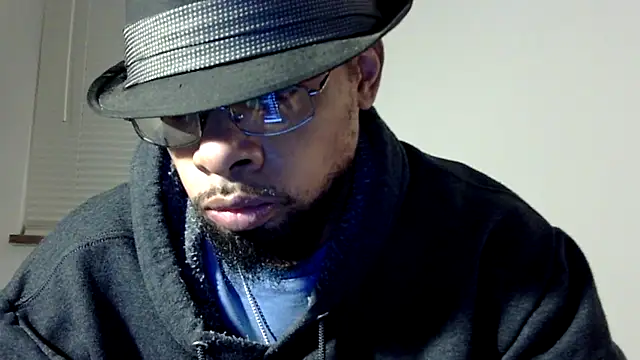 Snapshot of WhiskeyWood_DuhGOD chatting on 02.24.25 WhiskeyWood DuhGOD online show from 02.24.25