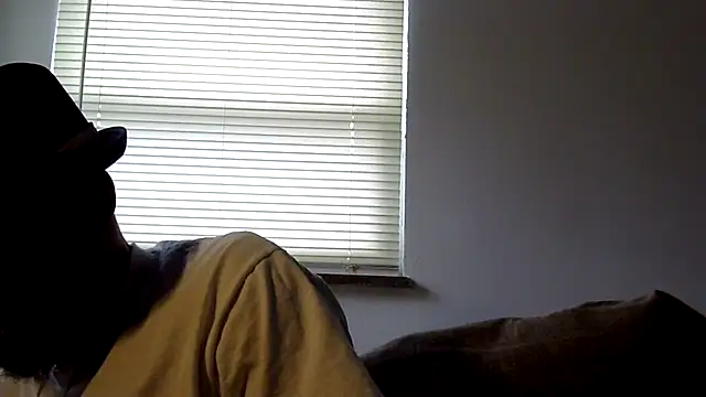 Snapshot of WhiskeyWood_DuhGOD chatting on 03.03.25 WhiskeyWood DuhGOD online show from 03.03.25