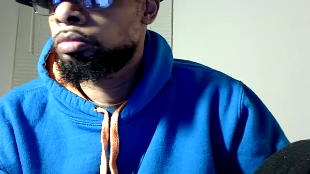 Snapshot of WhiskeyWood_DuhGOD chatting on 03.08.25 WhiskeyWood DuhGOD online show from 03.08.25