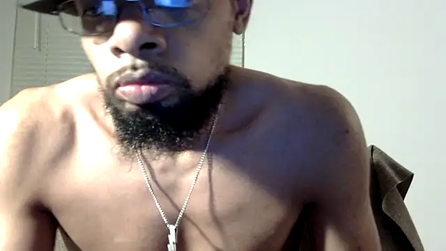 Snapshot of WhiskeyWood_DuhGOD chatting on 03.20.25 WhiskeyWood DuhGOD online show from 03.20.25
