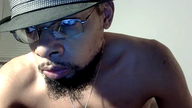 Snapshot of WhiskeyWood_DuhGOD chatting on 03.22.25 WhiskeyWood DuhGOD online show from 03.22.25