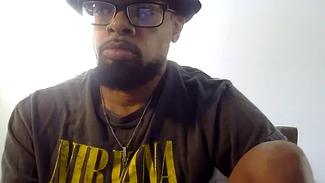 Snapshot of WhiskeyWood_DuhGOD chatting on 09.17.25 WhiskeyWood DuhGOD online show from 09.17.25
