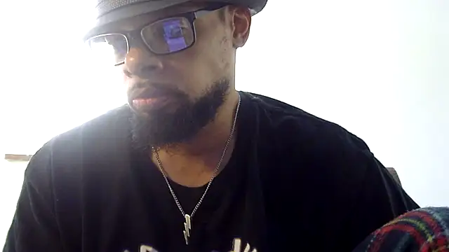 Snapshot of WhiskeyWood_DuhGOD chatting on 10.17.25 WhiskeyWood DuhGOD online show from 10.17.25