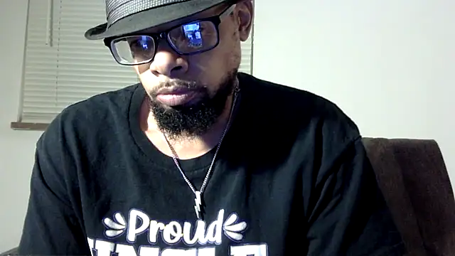Snapshot of WhiskeyWood_DuhGOD chatting on 10.20.25 WhiskeyWood DuhGOD online show from 10.20.25