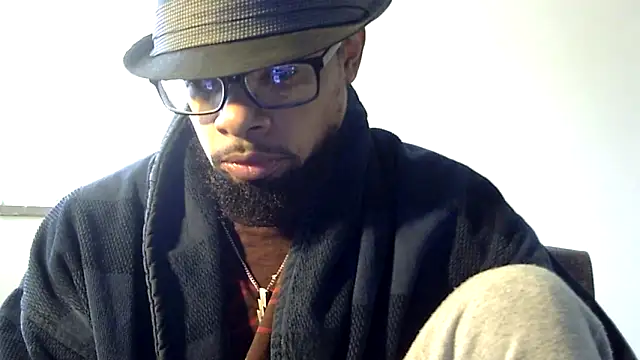 Snapshot of WhiskeyWood_DuhGOD chatting on 12.22.25 WhiskeyWood DuhGOD online show from 12.22.25