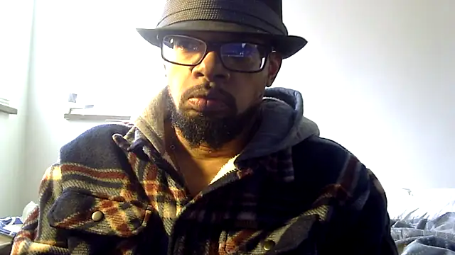 Snapshot of WhiskeyWood_DuhGOD chatting on 03.03.26 WhiskeyWood DuhGOD online show from 03.03.26