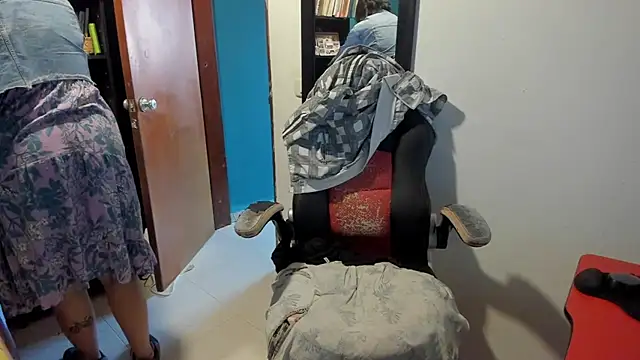 peanut tangerine online show from 12.15.25