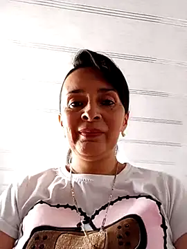 Samantha Sullivan  online show from 03.10.25