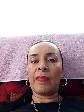 Samantha Sullivan  online show from 10.05.25