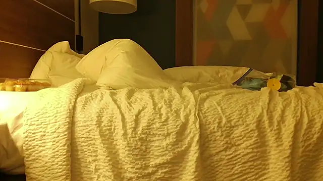 overaveragefreak4you online show from 09.22.25