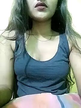 MISSQUEEN48 online show from 02.02.25