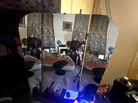 Margo696969 online show from 10.12.25